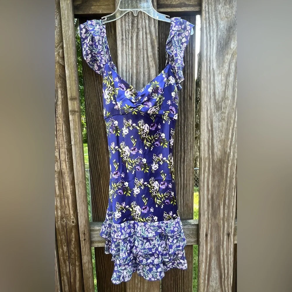 Forever 21 Tiered Floral Print Mini Dress - Picture 2 of 10